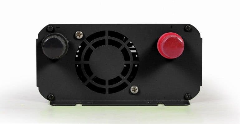 ENERGENIE Autós inverter 1200W 12V, USB port