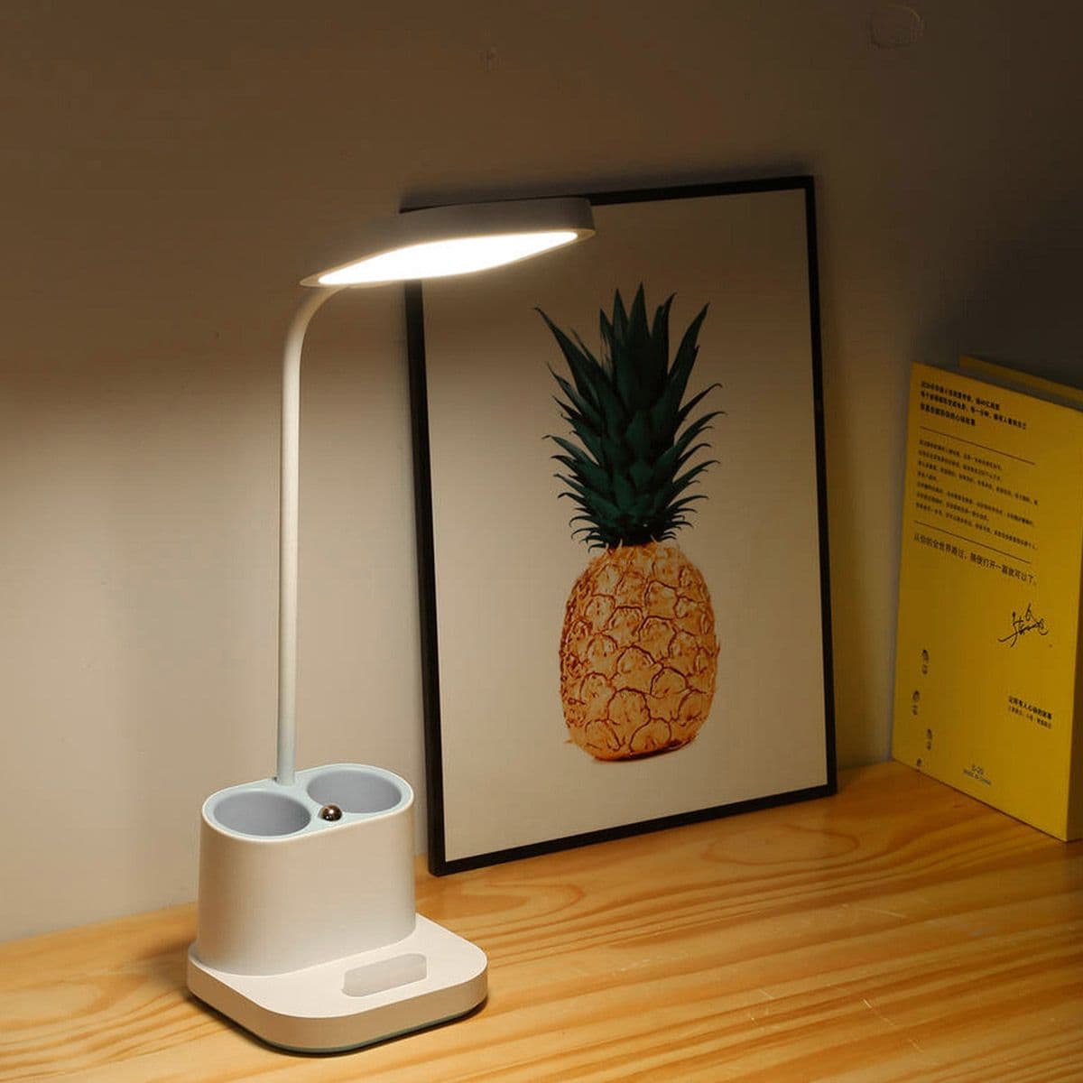 PLATINET Asztali lámpa tolltartóval, LED, 5W, 4200K, 250 Lumen, fehér