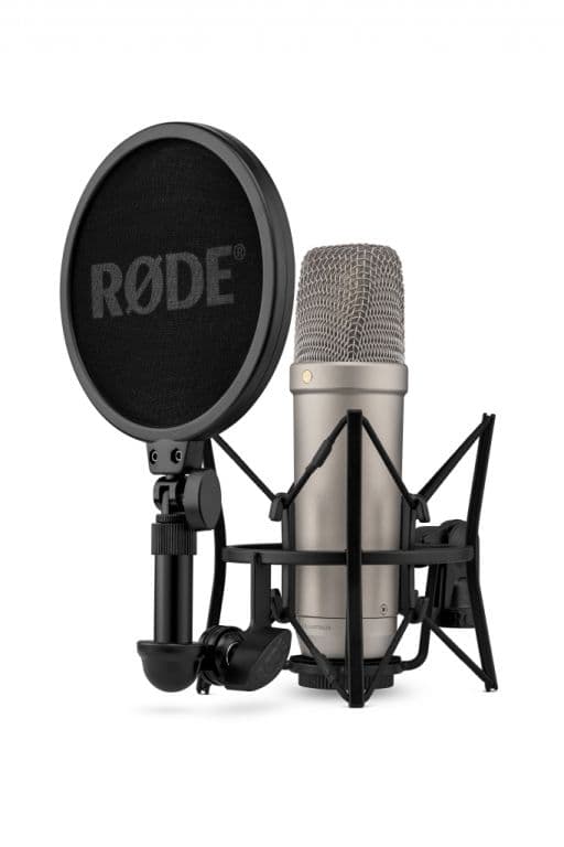 RODE NT1 GEN5 nagymembrános kondenzátor stúdió mikrofon csomag XLR és USB csatlakozásokkal, ezüst